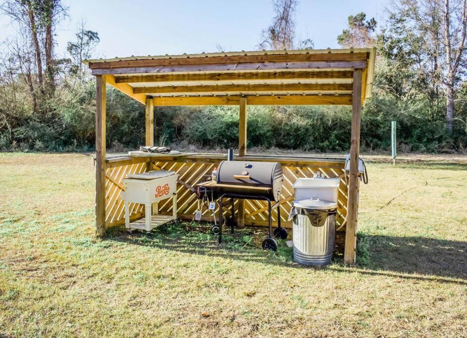 Secluded Tiny House By The Marsh With Hunting Island Beach Pass Frogmore ภายนอก รูปภาพ